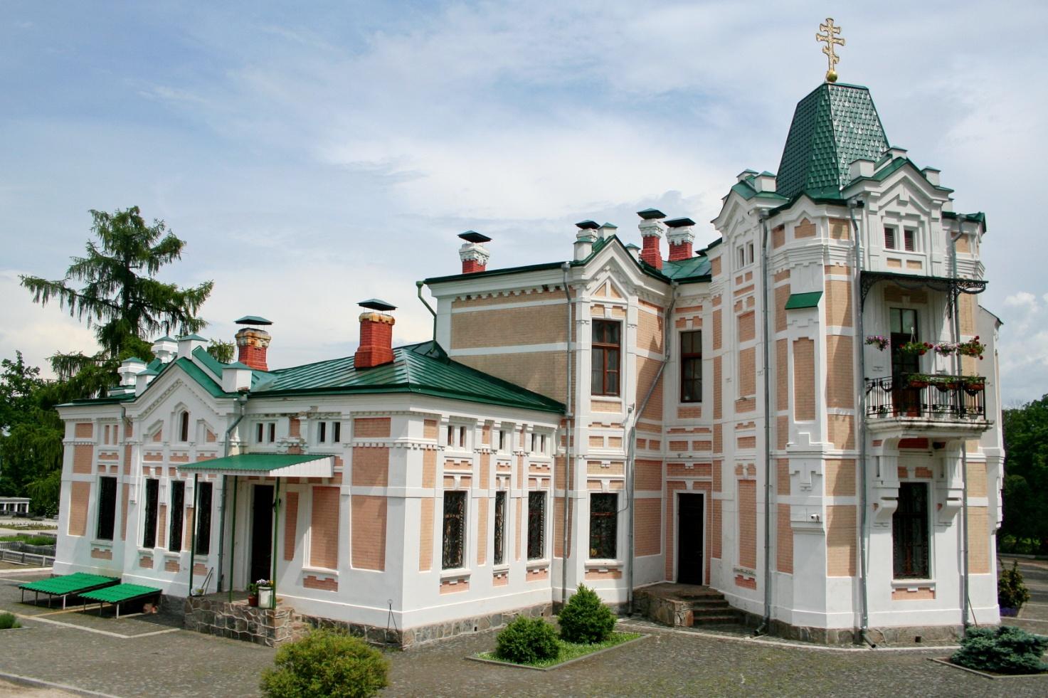Гарні місця Київської області: казкова садиба Хоєцьких