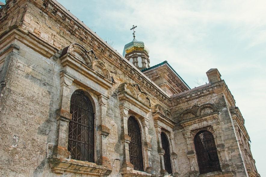 Церква Святого Георгія — релігійна точка на карті острова Джарилгач