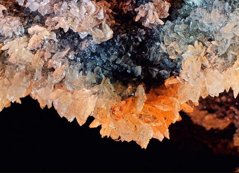 Млинки — печера Тернопільської області з кристалами