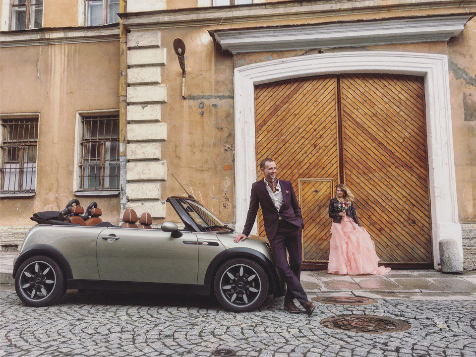 Mini Cooper Cabrio — оригінальний вибір машини на весілля
