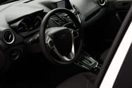 Ford Fiesta доступен для аренды, экономичный городской автомобиль