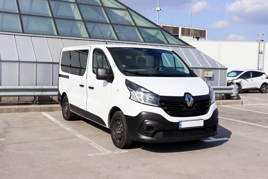 Прокат Renault Trafic