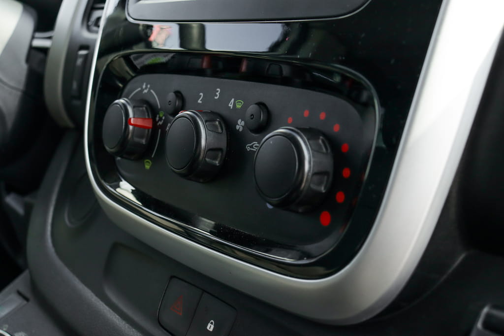 Аренда Renault Trafic