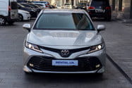 Оренда Toyota Camry VX70 (Тойота Камрі ВІКС70) у Запоріжжі - RENTAL