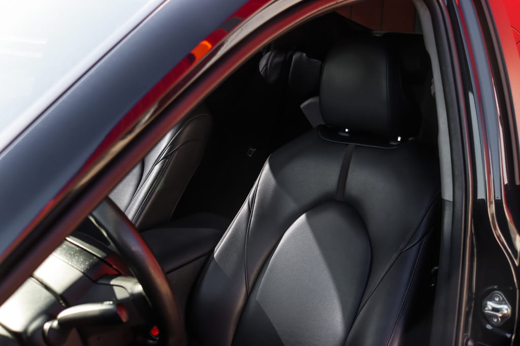 Аренда посуточно Toyota Camry (VX70)