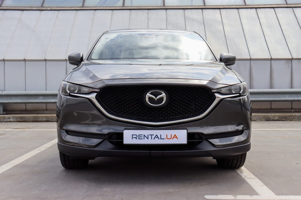 Взять в аренду Mazda CX5