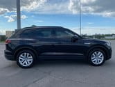 Прокат VW Touareg в Киеве - RENTAL