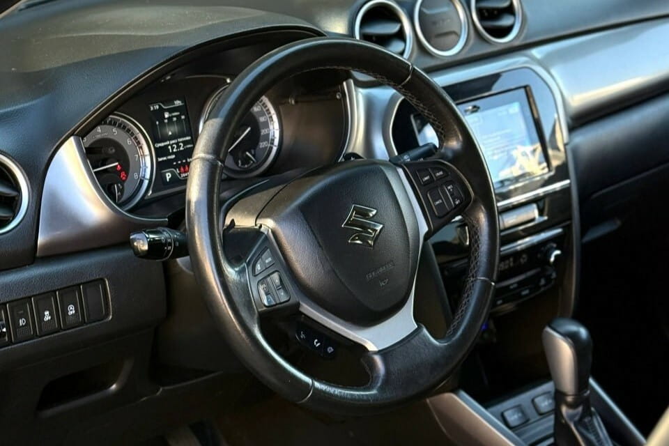 Посуточная аренда Suzuki Vitara