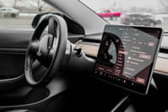Посуточная аренда Tesla Model 3