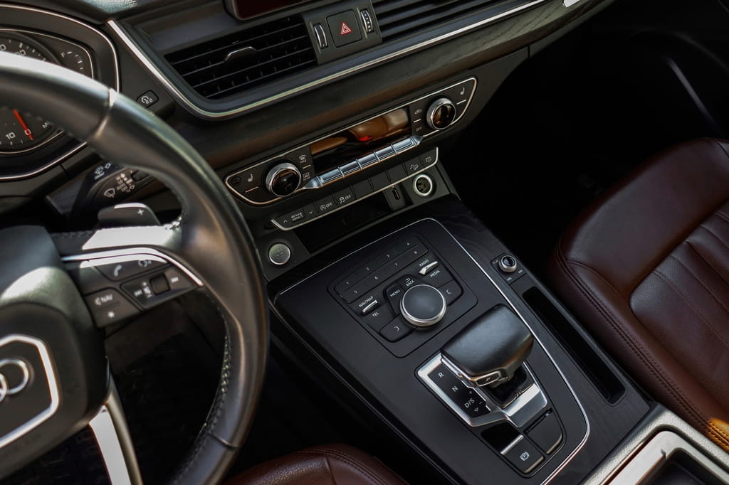 Посуточная аренда Audi Q5