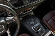 Посуточная аренда Audi Q5