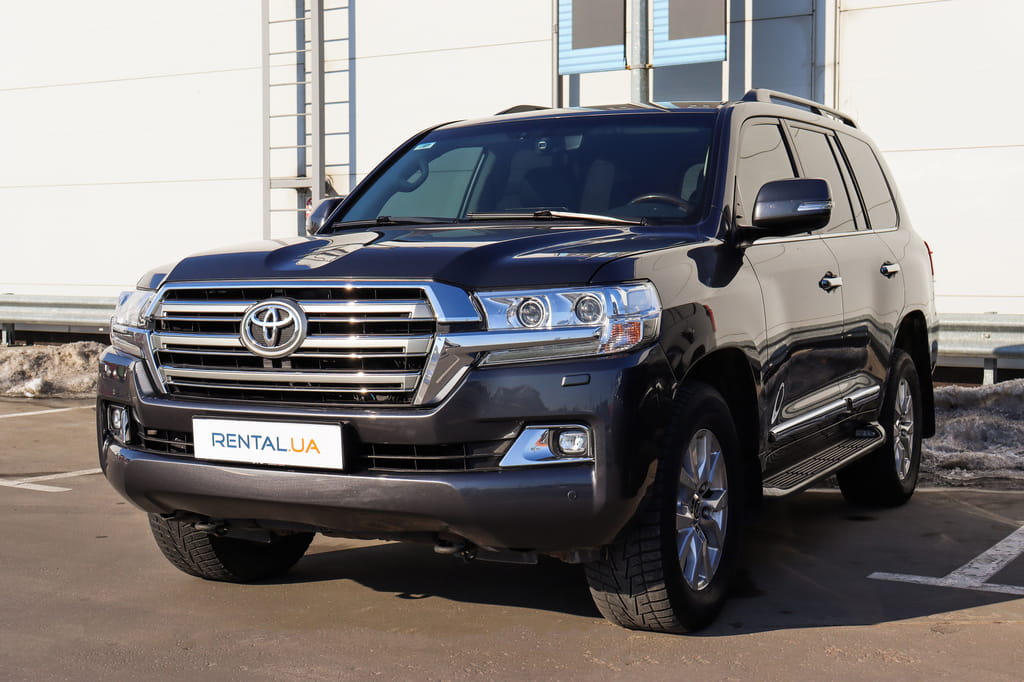 Взять в аренду Toyota Land Cruiser 200 