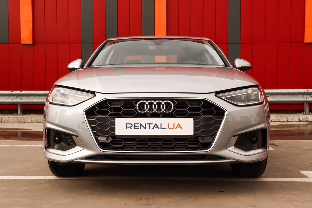 Взять в аренду Audi A4