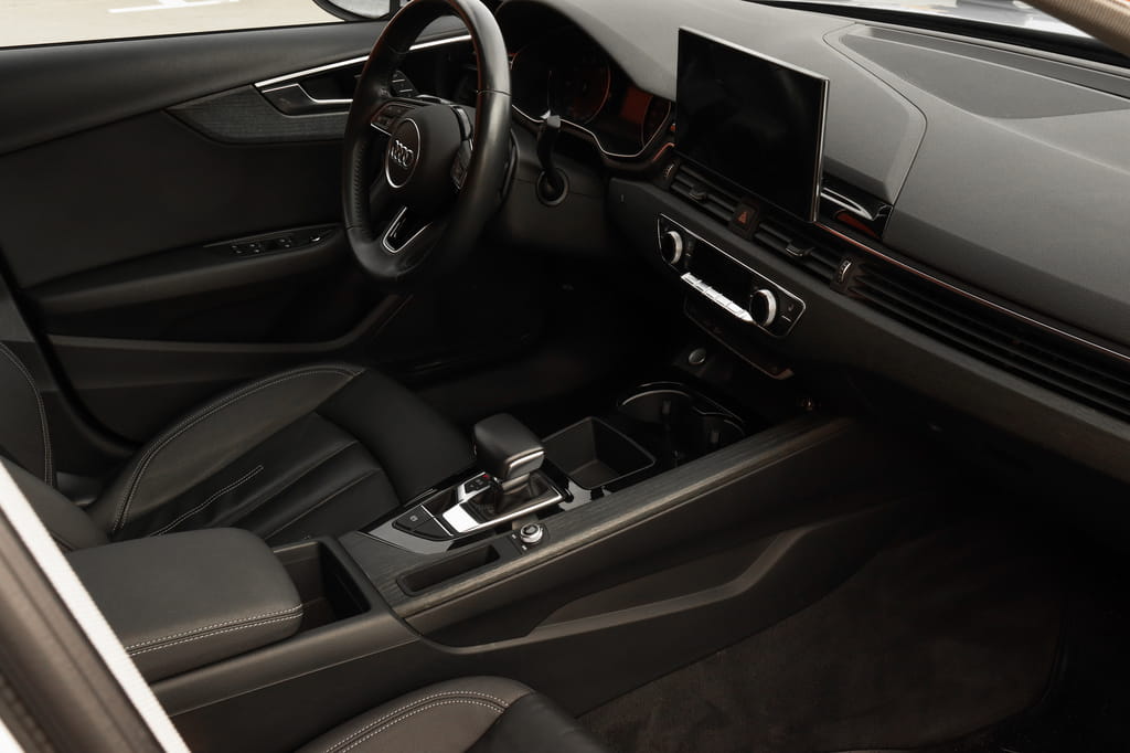 Аренда Audi A4