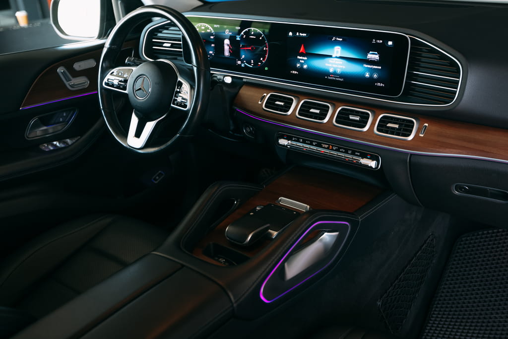 Посуточная аренда Mercedes Benz GLE 300