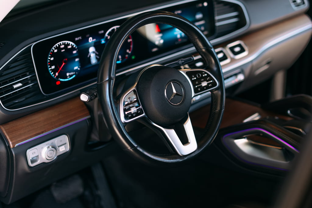 Аренда машины Mercedes Benz GLE 300