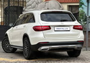 Profitable rental of Mercedes GLC 300 in Kyiv for any period