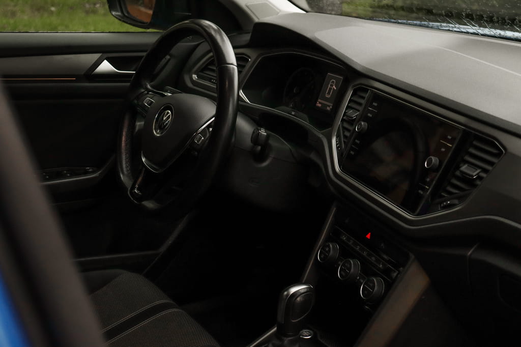 Посуточная аренда Volkswagen T-Roc