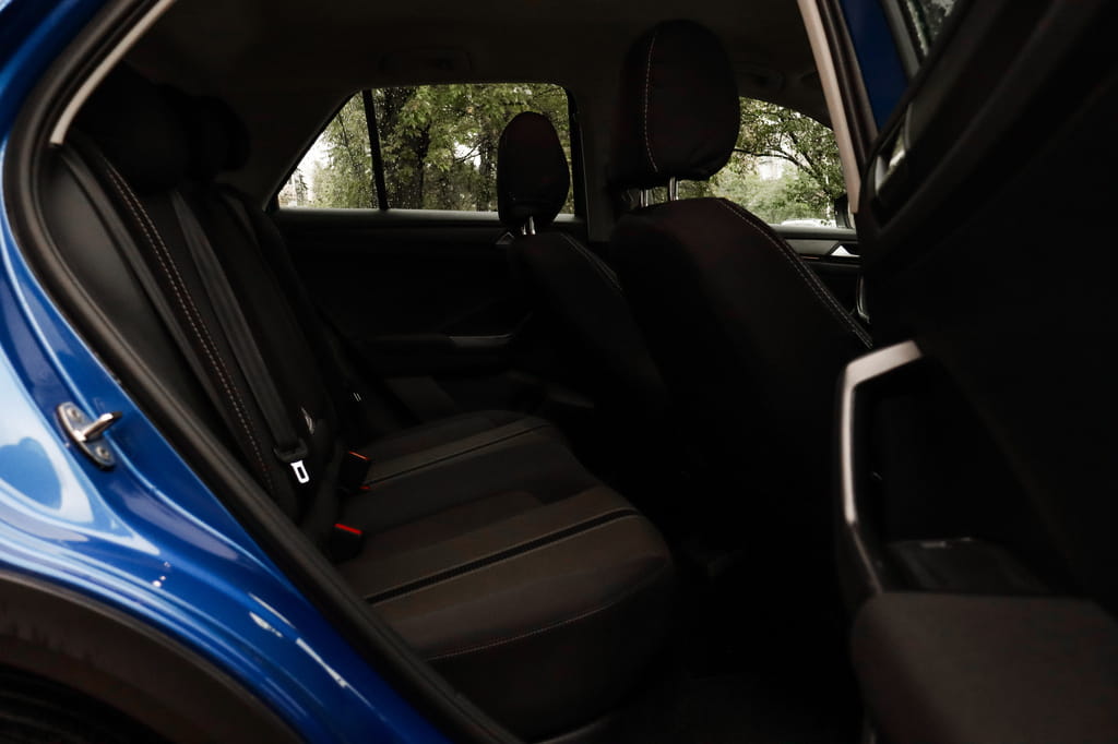 Аренда Volkswagen T-Roc