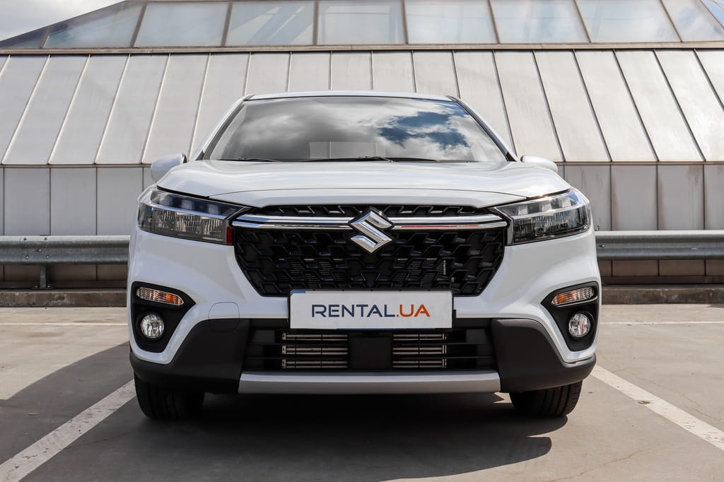 Suzuki S-CROSS в прокат