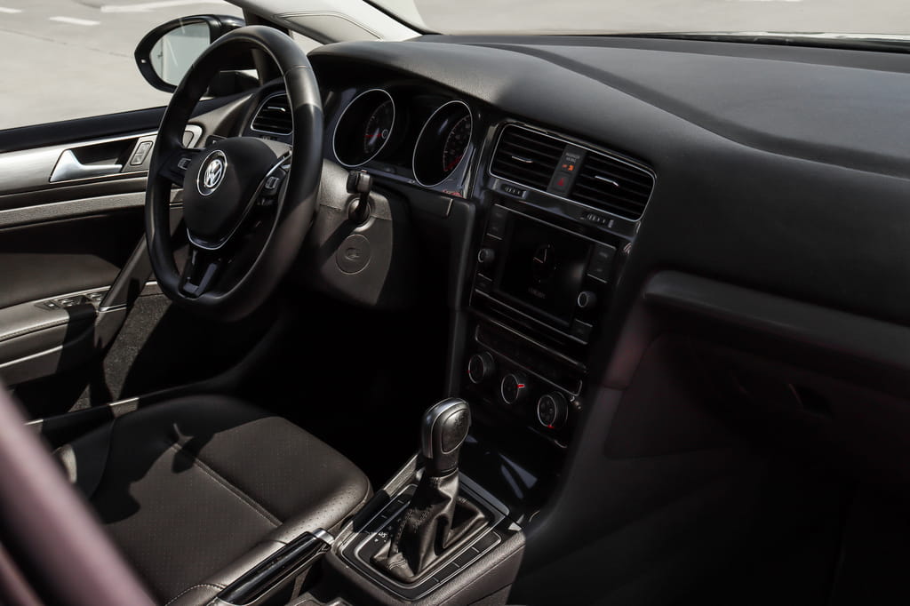 Прокат Volkswagen Golf