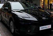 Взять в аренду Toyota Camry HYBRID (XV80)