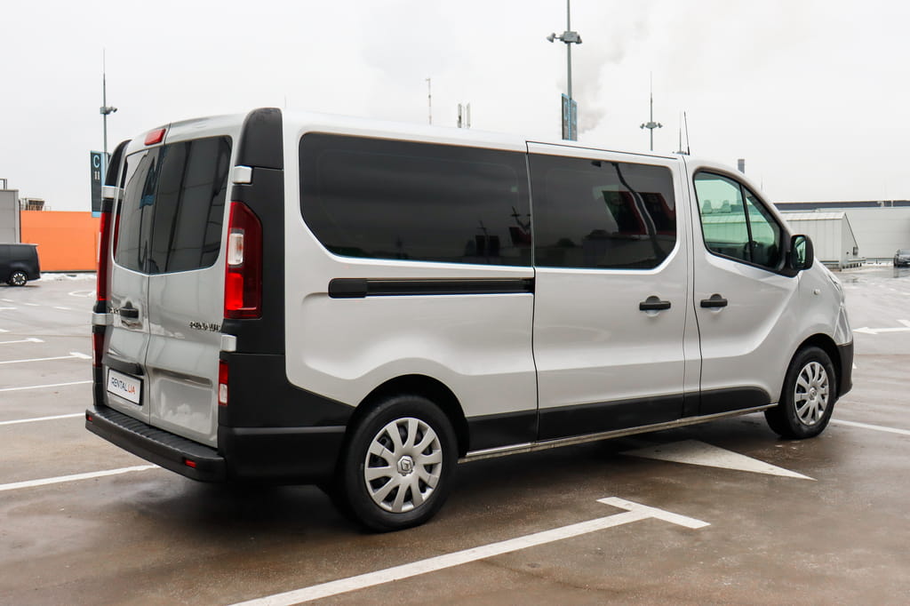 Прокат Renault Trafic new