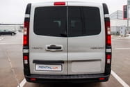 Посуточная аренда Renault Trafic new