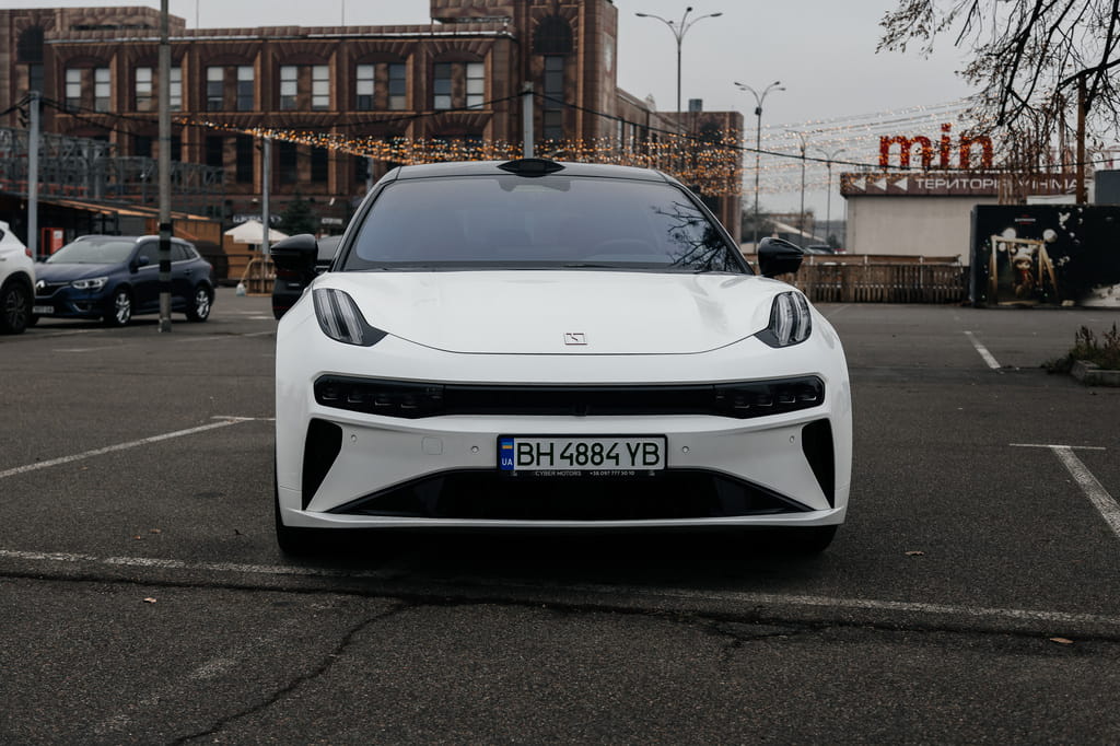 Rent Zeekr 001 in Kiev - RENTAL