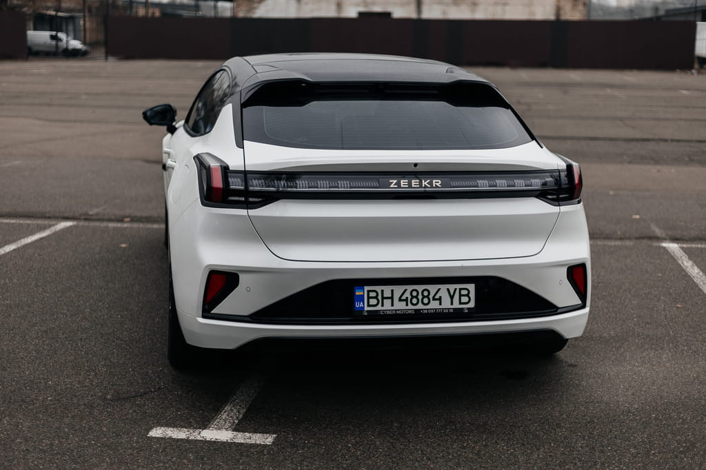 Rent Zeekr 001 in Kiev - RENTAL