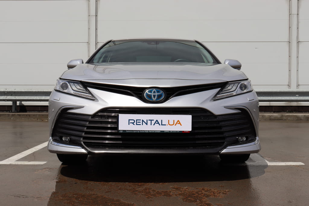 Прокат Toyota Camry HYBRID (XV70)