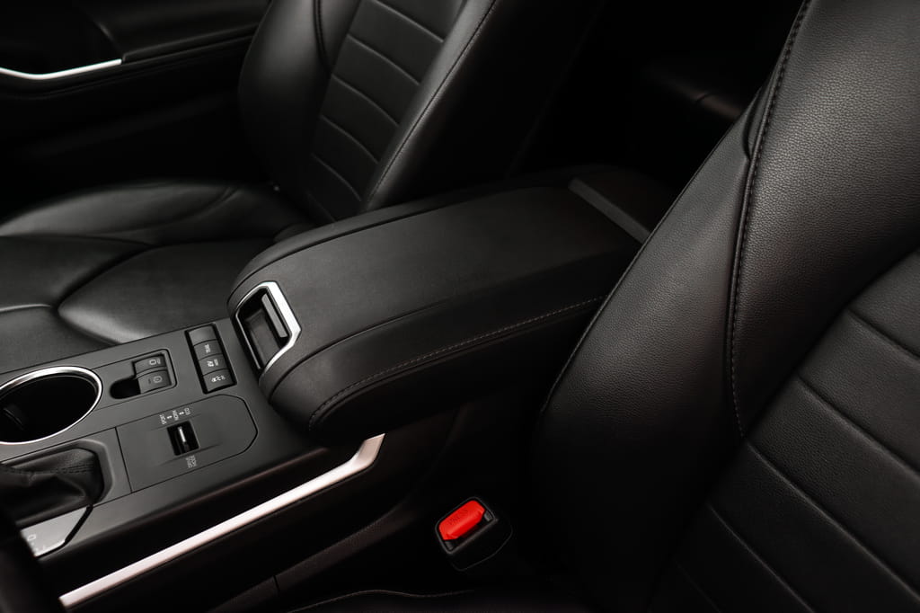 Toyota Highlander hybrid в прокат