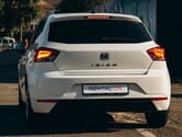Компактная Seat Ibiza для аренды по городу