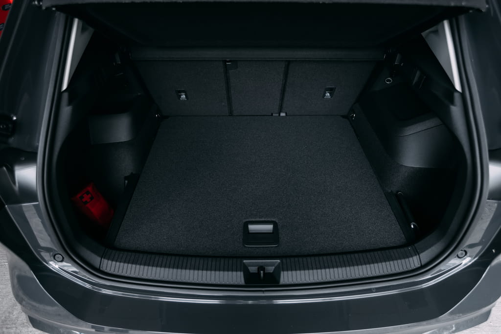 Аренда машины Volkswagen Tiguan 2026