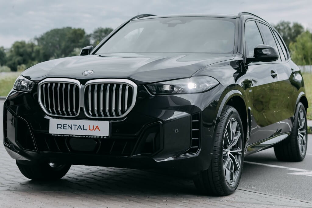 Взять в аренду BMW X5 2026